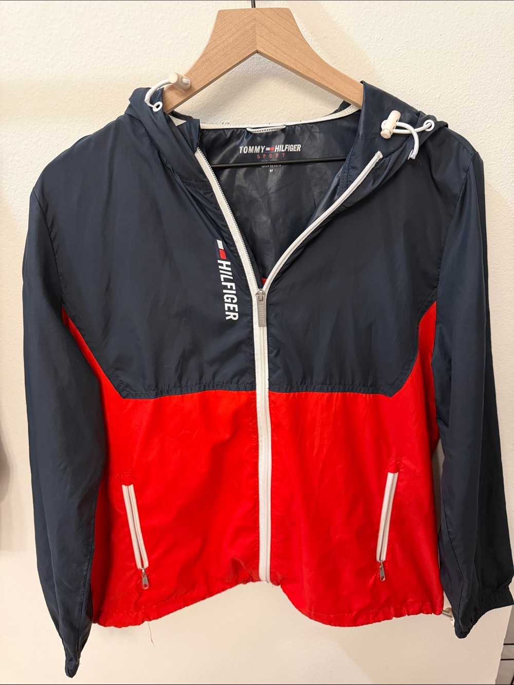 Tommy Hilfiger Navy and Red Colorblock Hooded Jacket